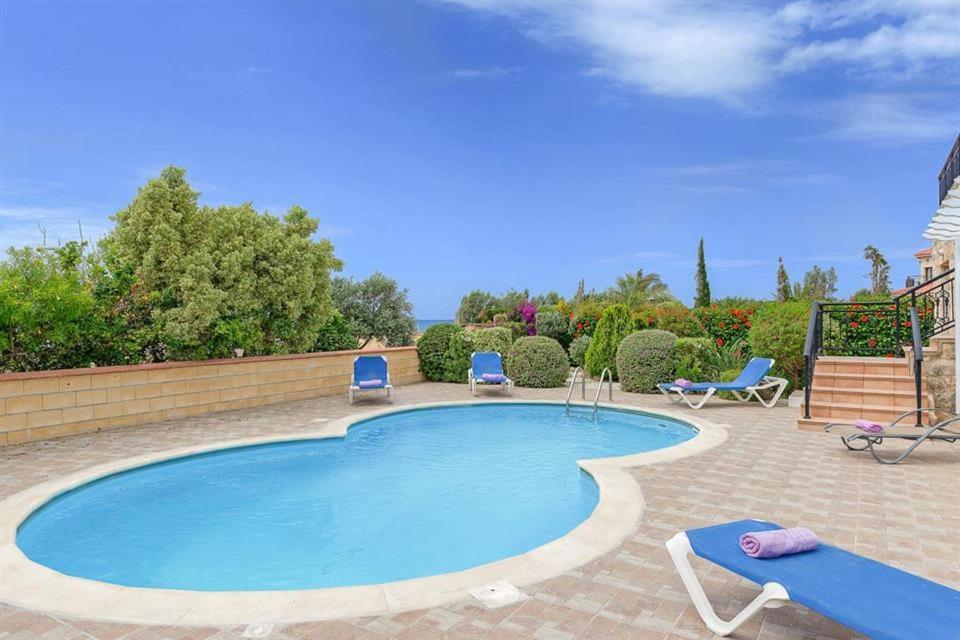 Argaka Beachfront Villa Paphos Extérieur photo