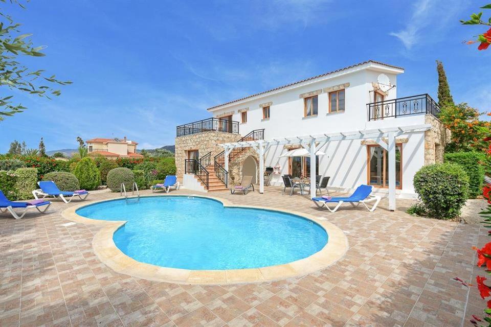 Argaka Beachfront Villa Paphos Extérieur photo